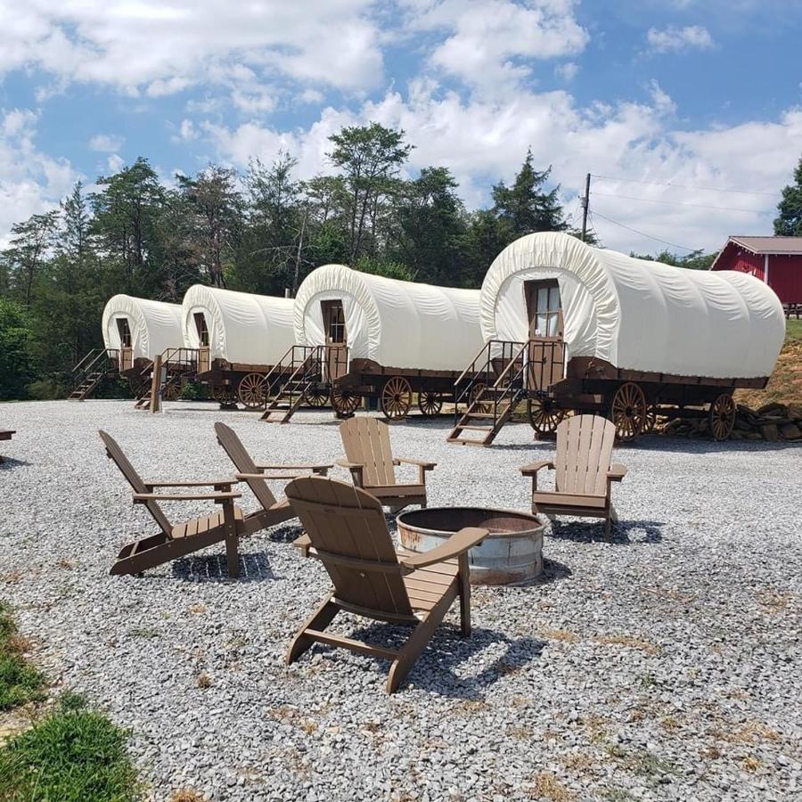סביירוויל Smoky Hollow Outdoor Resort Covered Wagon מראה חיצוני תמונה